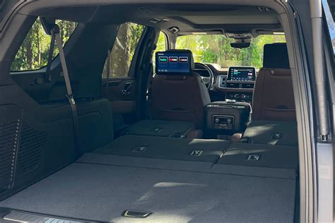 2023 Chevrolet Suburban Interior Dimensions Seating Cargo Space
