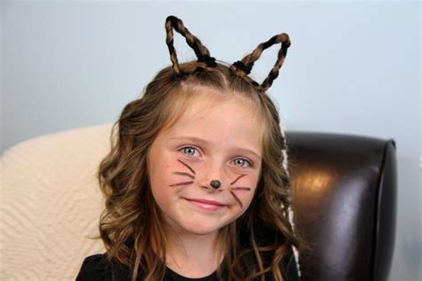 Braided Kitty Cat Ears Halloween Hairstyles Cute Girls Hairstyles