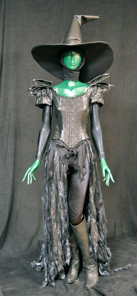 Costume And Makeup From Disneys Oz The Great And Powerful