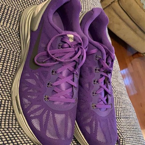 Nike Purple Tennis Shoes Gem