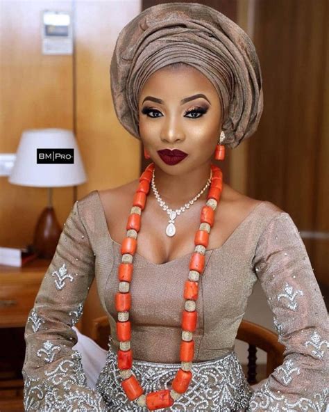 Our Top 5 Aso Ebi Styles From Mocheddahs Traditional Wedding Od9jastyles