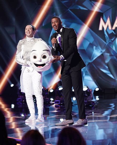 Season 3 fans also viewed: Egg is . . . Johnny Weir! | Who Is on the Masked Singer ...