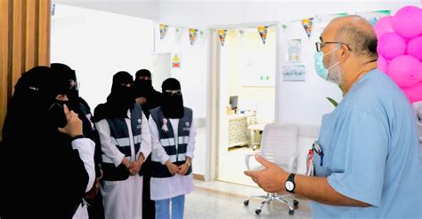 مستشفى الحرث العام ينفذ حملة توعوية عن سرطان الثدي