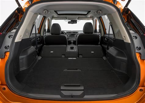 Find out more about this spacious and versatile suv on the nissan site. Nissan X-Trail 2020 | цена, комплектация, новый кузов ...