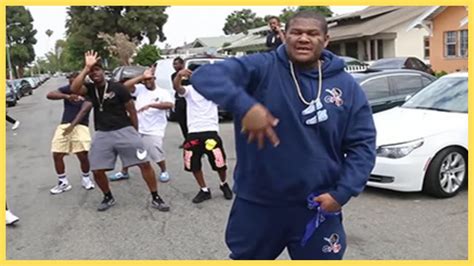 55 Crip Cmac Vs His Own Hood Pays The Price For Dissing Neighborhood