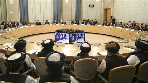 До захвата афганистана движение «талибан» было принято считать разрозненной группировкой, состоящей из . «Талибан» не обещал США не захватывать провинции Афганистана