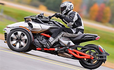 No skinny motorcycle tires here; Can Am Spyder F3 | Can am spyder, Spyder, Motorcycle ...