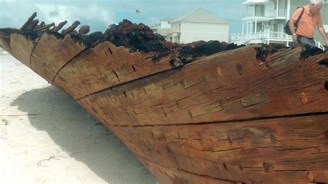 shifting sands from isaac reveal 1923 shipwreck