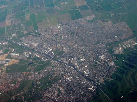 File Aerial View Of Vacaville California Wikimedia Commons