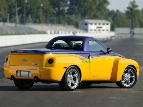 Chevrolet Ssr Review Is A Blast To The Not So Distant Past Autoevolution