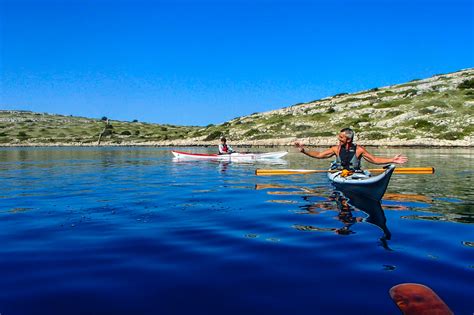 Norway's coastline length was recalculated in 2011 by the norwegian mapping authority to include all its 24,000 islands and fjords, growing even over its previous estimate of 52,817 miles (85,000 km). Croatia Kayaking Tours Dalmatian Coast Kayak Trips