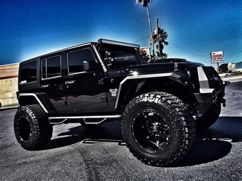 2017 Jeep Wrangler Unlimited RUBICON BLACK OUT CUSTOM FAB ...