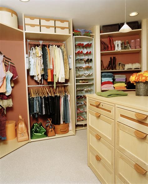 Walk in closet shoe rack. Cool shoe racks for closets Innovative Designs for Closet ...