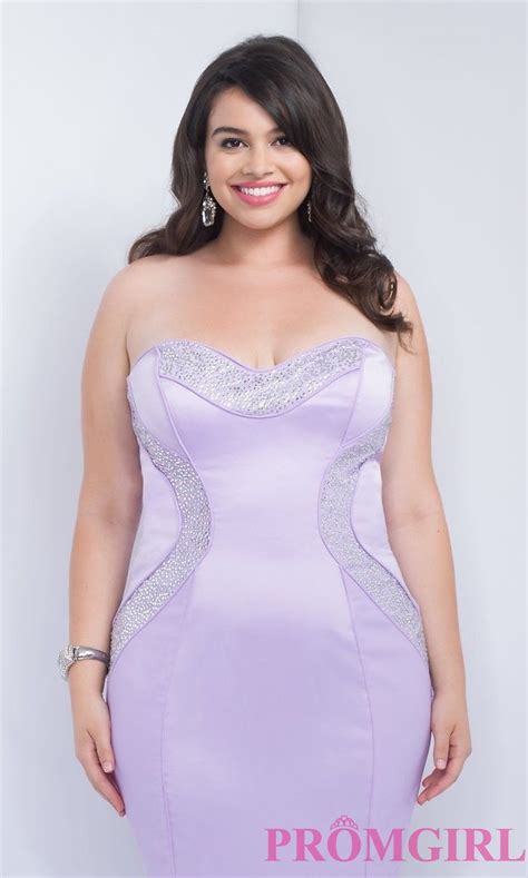 Plus Size Sexy Dresses Cleavage Lilac Prom Dresses