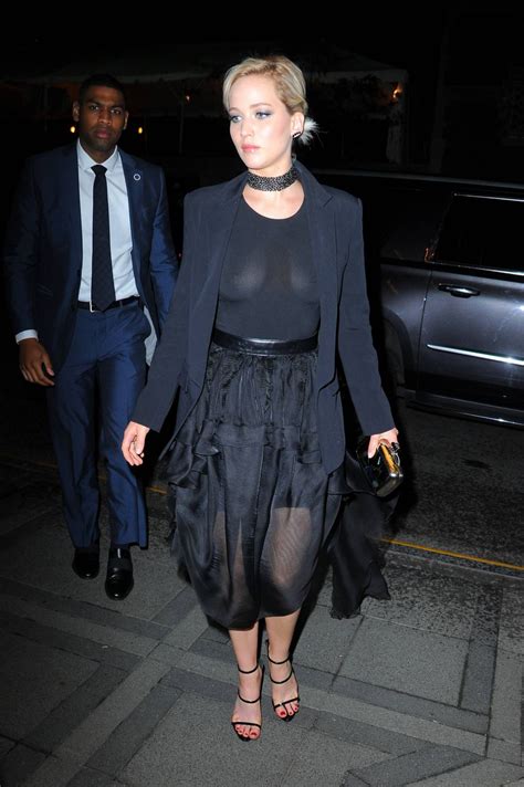 She is also thus far the only person born in the 1990s to have won an acting oscar. Jennifer Lawrence Night Out Style - Manhattan 01/30/2021 ...