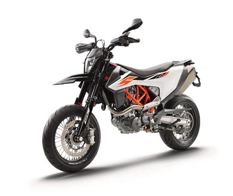 It has its fuel tank under. 2019 KTM 690 SMC R Guide • Total Motorcycle
