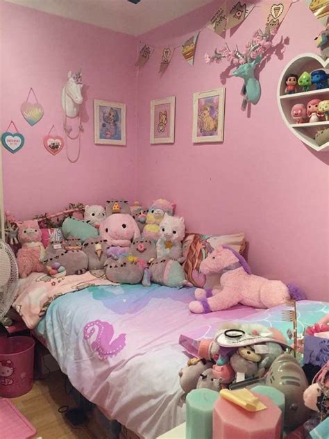 See more ideas about kawaii room, kawaii bedroom, pink bedding. α∂∂уѕρυяяfє¢ткιттєи•*¨*•.¸¸.♡ | Kawaii bedroom, Cute room de
