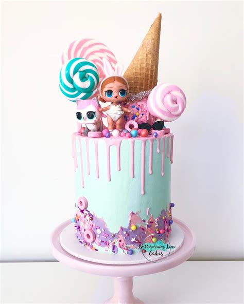 1280 x 720 jpeg 111 кб. Super cute LOL cake 🍭 This cake has a bit of everything ...