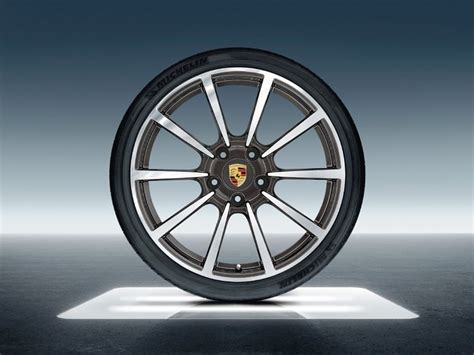 Porsche 20 Inch Carrera Classic Summer Wheel And Tire Set