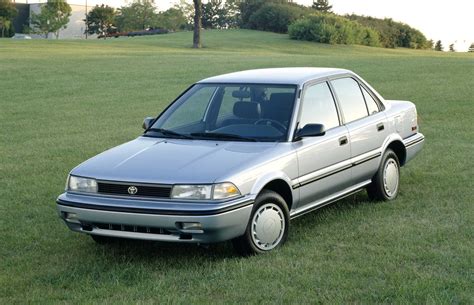 Toyota Corolla Sedan 1990