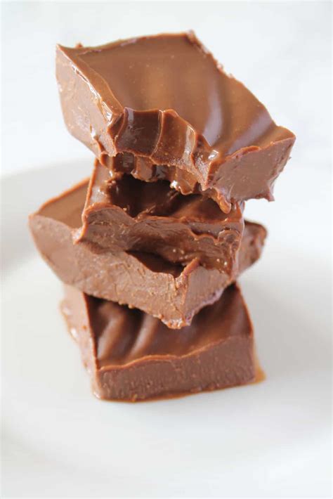 3 Ingredient Chocolate Keto Fudge Recipe Paleo And Vegan Healy Eats Real