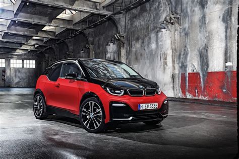 The bmw i3 range hasn't turned the world of motoring on its head in quite the way its futuristic looks might suggest. BMW i3s specs & photos - 2017, 2018, 2019, 2020 - autoevolution