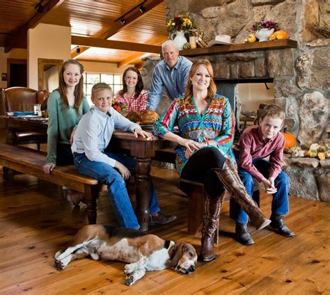 How many eggs does a woman have. How many children does Ree Drummond have? Paige Drummond's ...