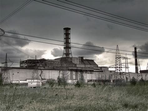 Человек, в основном — люди, занимавшиеся ликвидацией последствий аварии. Чернобыль: 5 фактов, которые Вы не знали