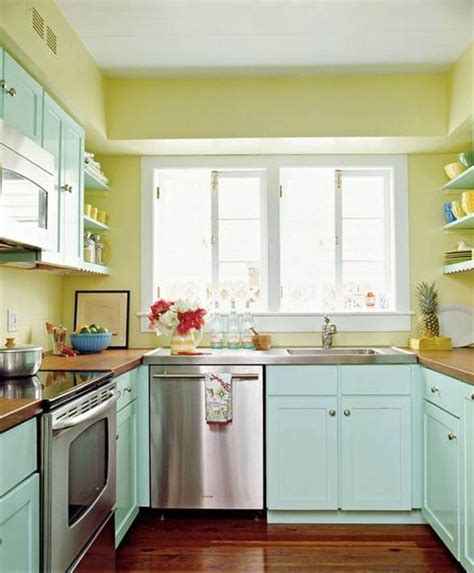 Great ideas for a tiny kitchen makeover on a budget! 35+ Ideas about Small Kitchen Remodeling - TheyDesign.net ...