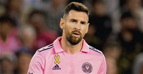 МЛС. «Интер Майами» Месси пропустил 4 гола от «Чикаго Файр», Лео не