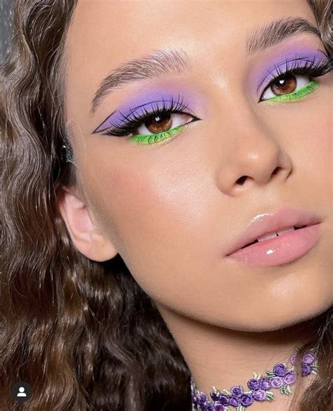 Purple Eyeshadow Looks Purple Makeup Looks Purple Eyeliner Neon