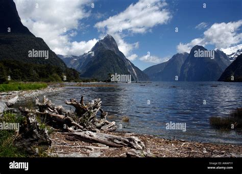 Mitre Peak Milford Sound South Island New Zealand Stock Photo Alamy