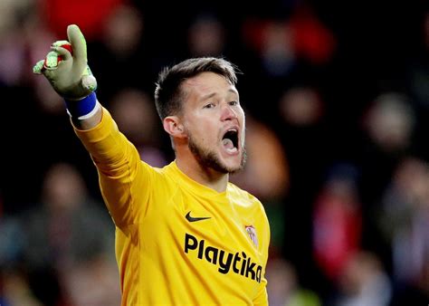 Tomas vaclik profile), team pages (e.g. Evropské kouzlo Slavie trvá. Tak Eden prožíval infarktový ...