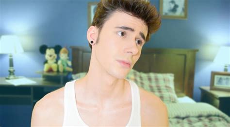 This Youtuber Just Crowned Himself King Of The Twinks What Do You