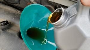 Best Oil for a Toyota Camry – Practical Mechanic