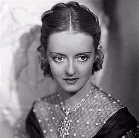 Pin by Mostly Vintage on Bette Davis⭐️ | Bette davis, Bette davis eyes, Betty davis