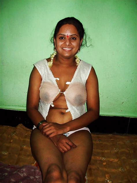 Sexy Indian Bhabhis Naked 20 Pics Xhamster