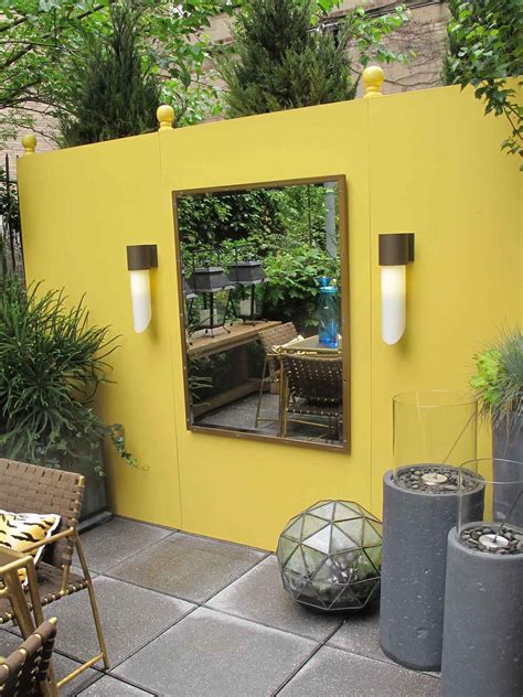 10 Top And Beautiful Decorative Outside Wall Ideas — Breakpr Garden