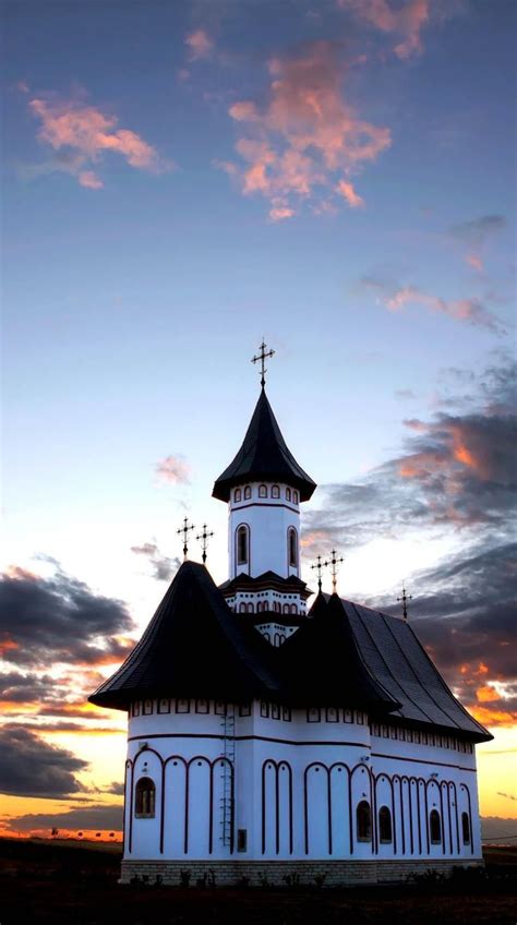 Discover Amazing Romania Through 44 Spectacular Photos Church