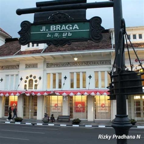 Wisata Jalan Braga Bandung Java Wisata Tour And Travel Bandung Gathering Bandung