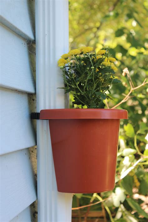 For All The Gardeners In Your House Vertical Garden Flower Pots