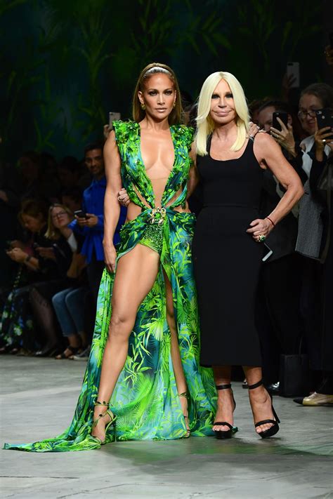 Jennifer Lopez Walks Versace Show In Her Iconic Grammys Dress Tyello Com