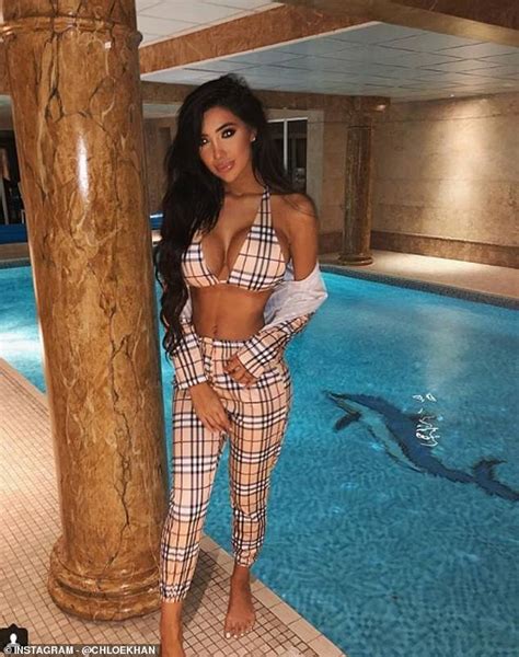 Chloe Khan Strips Completely Naked For Raunchy Bathtub Snap Daily