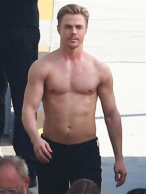 Derek Hough The Sexiest Shirtless Moments Of Popsugar Celebrity