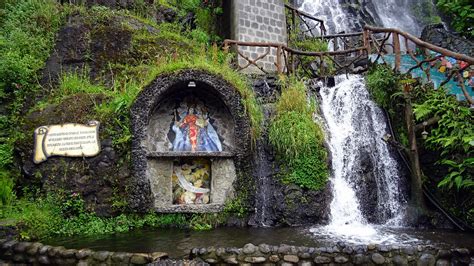 Enter your dates to see prices. ECUADOR. Baños de Agua Santa | Ciudades de ecuador ...