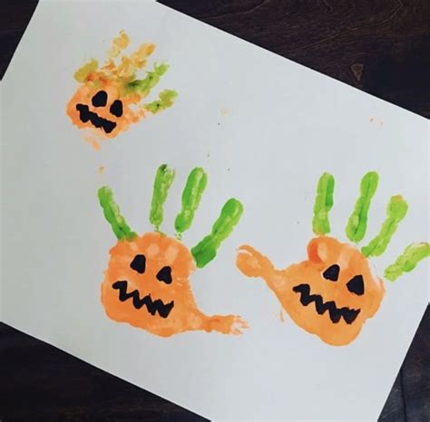 Halloween Pumpkin Hands Diy Halloween Craft Activities Halloween