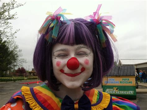 Clowns Picture From Mott Campus Clowns Facebook Page Clowns Visit Humane Society And Sloan