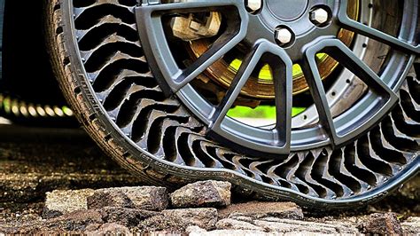Michelin Unveils An Indestructible Airless Tire