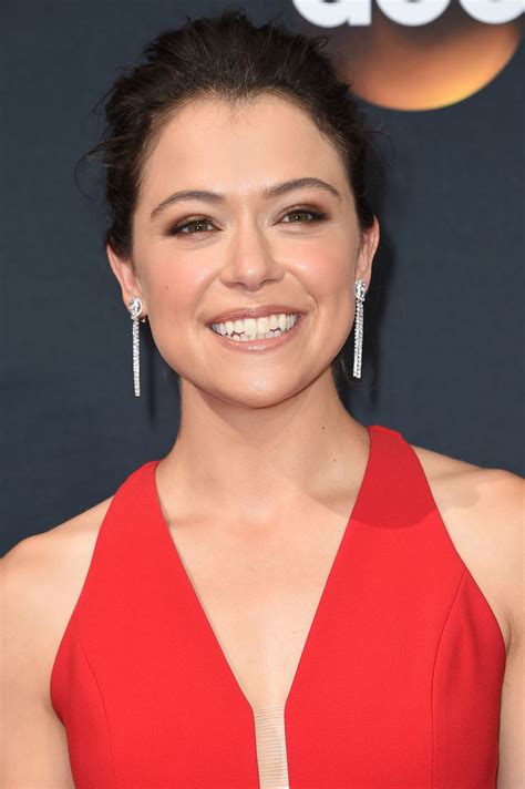 Tatiana Maslany Zoom In On All The Elegant Beauty Looks From The