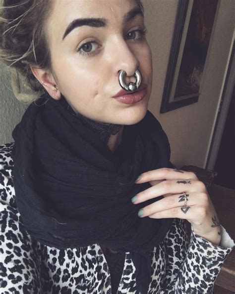 Women With Huge Septums Photo Septum Piercing Girl Piercings For